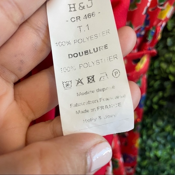 Holly & Joey Floral Red Dress - Picture 4 of 9